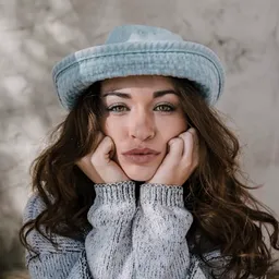 Chloe Murray
