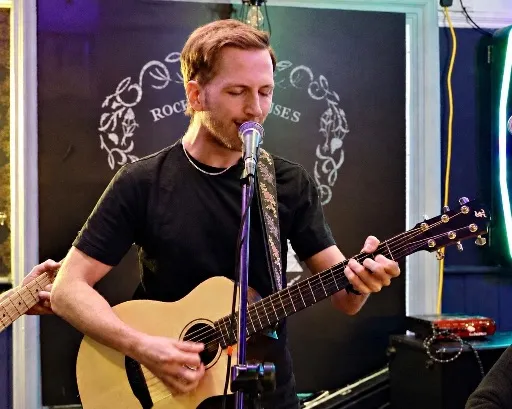 Damien Kelly