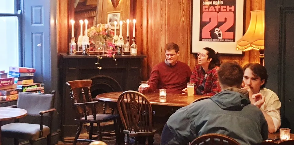 The Old England — photo 1