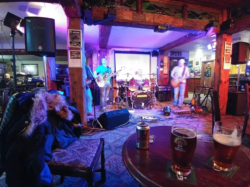 The Kingswood Tavern photo