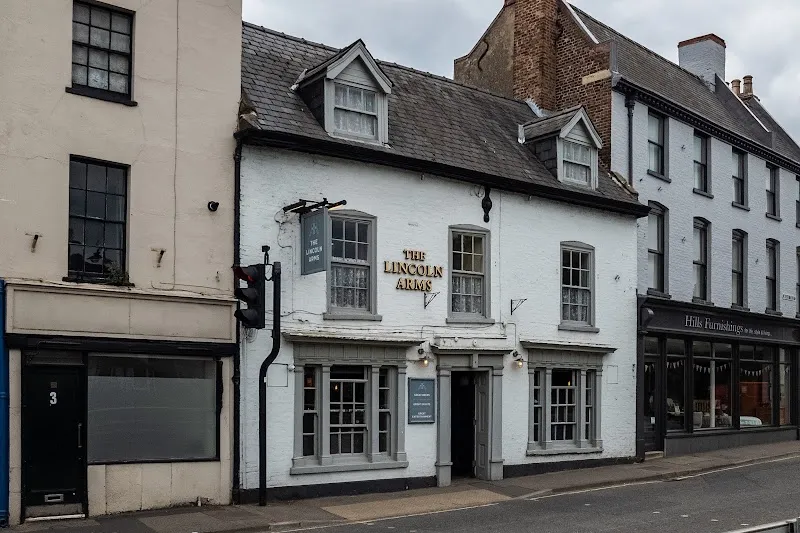 Lincoln Arms photo
