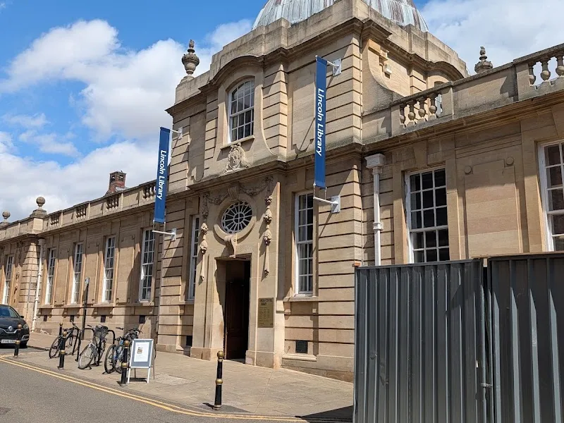 Lincoln Central Library photo