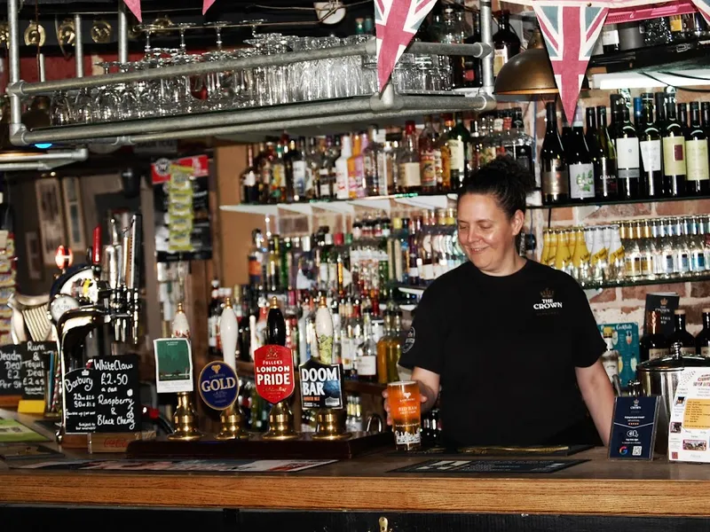 The Crown Aldbourne photo
