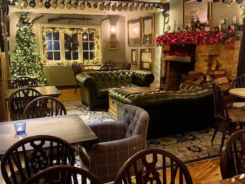 The Queen's Head photo